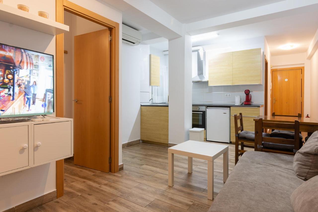 Apartamento Sirena Beach Нерха Екстериор снимка