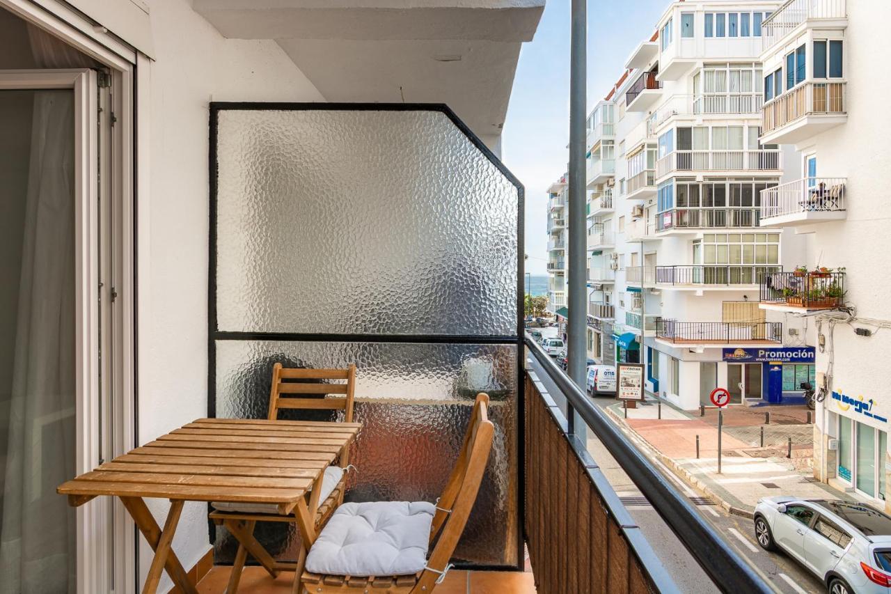 Apartamento Sirena Beach Нерха Екстериор снимка