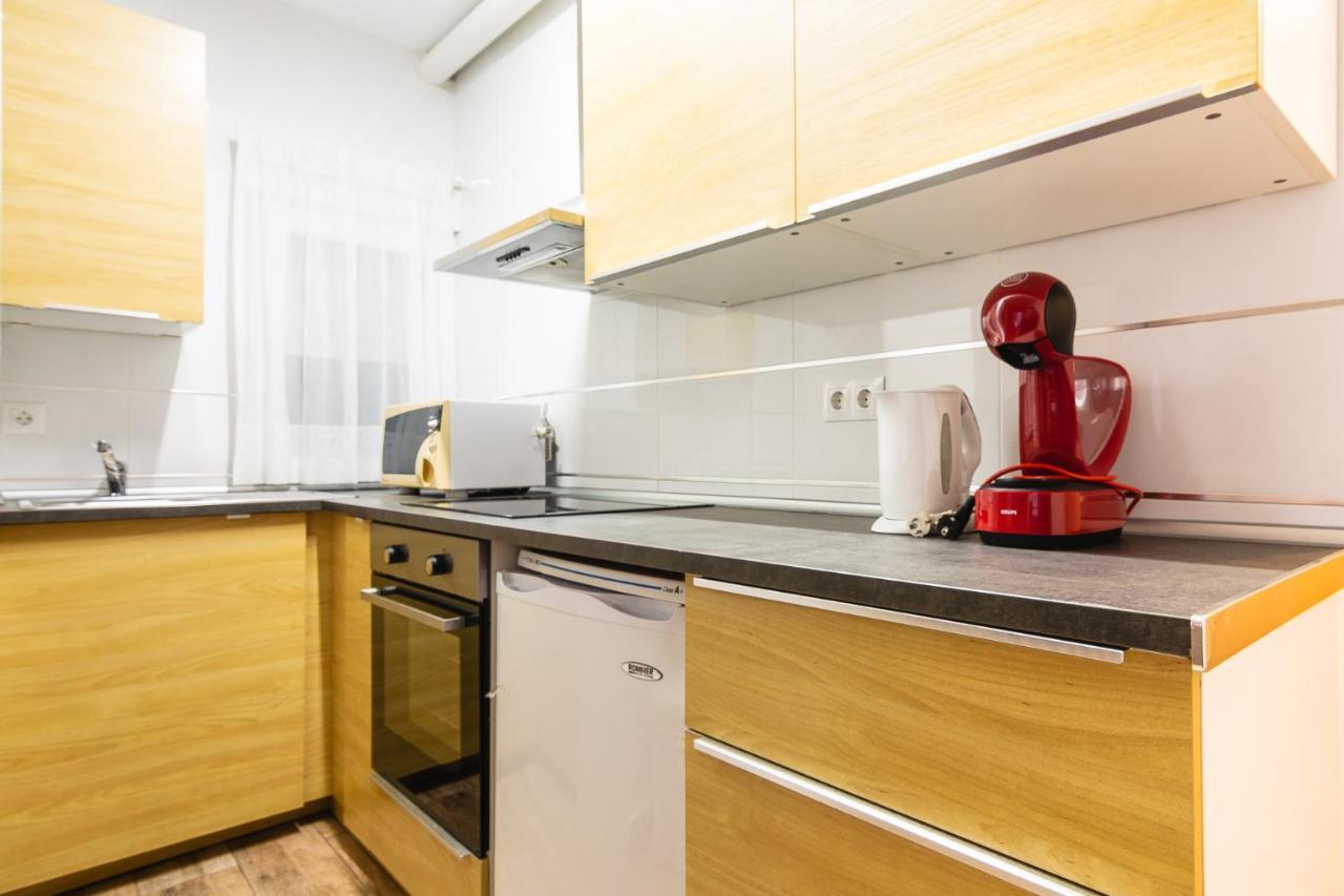Apartamento Sirena Beach Нерха Екстериор снимка