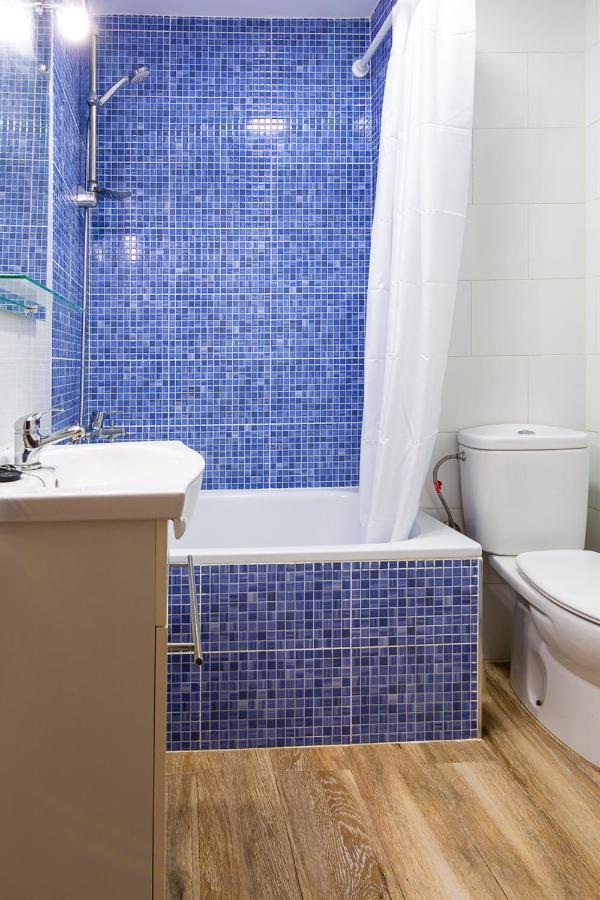 Apartamento Sirena Beach Нерха Екстериор снимка